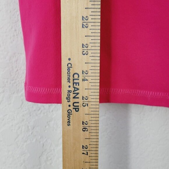Umbro Racerback Tank Pink Size Medium Built In Bra Thick Fabric Athletic Gym - Picture 7 of 11